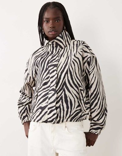 Miss Selfridge Miss Selfridge scallop detail windbreaker in zebra-MULTI
