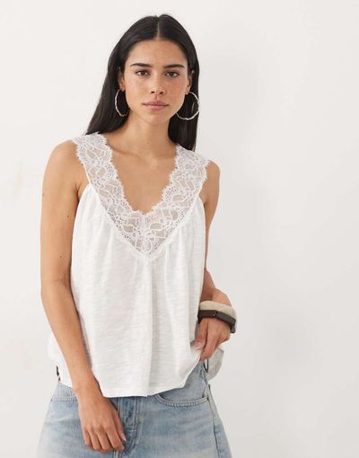 Miss Selfridge Miss Selfridge V-neck cami top with picot trim in cream-White