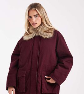 Miss Selfridge Petite Miss Selfridge Petite faux fur collar parka in burgundy-Red