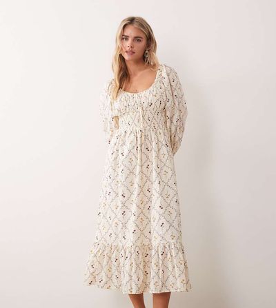 Miss Selfridge Petite Miss Selfridge Petite milkmaid maxi dress in yellow floral print-Multi