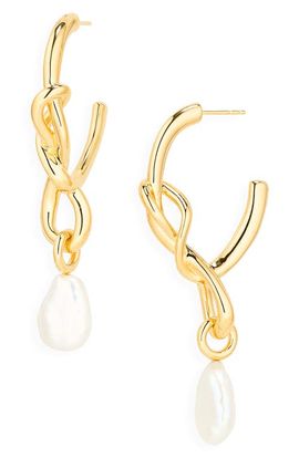 Missoma Missoma Molten Baroque Pearl Knot Hoop Earrings