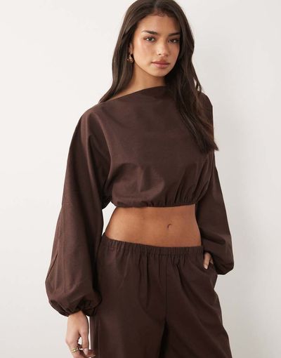 Missyempire Missy Empire linen blend volume balloon sleeve cropped top in chocolate - part of a set-Brown