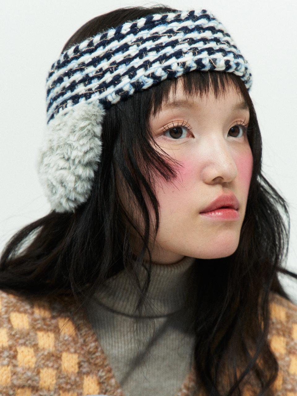 MISU A BARBE Handcrafted Wool Winter Ear Accessory [Navy]