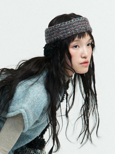 MISU A BARBE Handcrafted Wool Winter Ear Cover [Black]