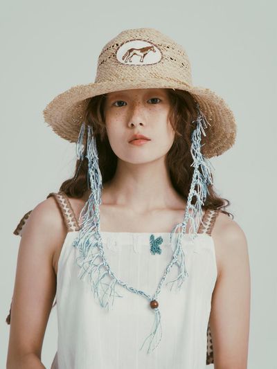 MISU A BARBE Ponytail Straw Bucket Hat