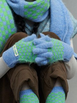 MISU A BARBE Soft Knit Checkerboard Pattern Gloves [MULTI BLUE]