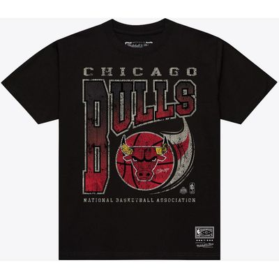 Mitchell & Ness Men's Mitchell & Ness Black Chicago Bulls Ball Out T-Shirt 