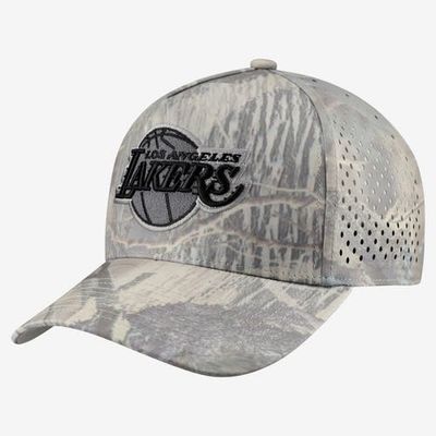 Mitchell & Ness Men's Mitchell & Ness Camo Los Angeles Lakers Perfect Pro Adjustable Hat 