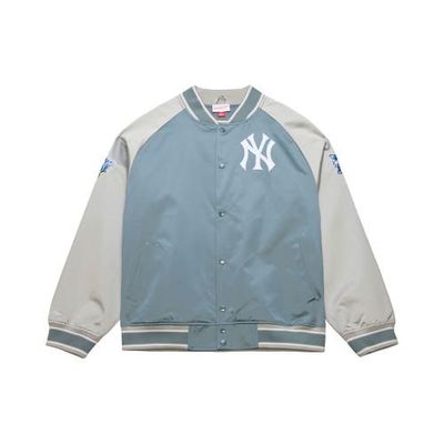 Mitchell & Ness Men's Mitchell & Ness Gray New York Yankees Thunderstorm Head Coach Lightweight Satin Full-Snap Jacket 