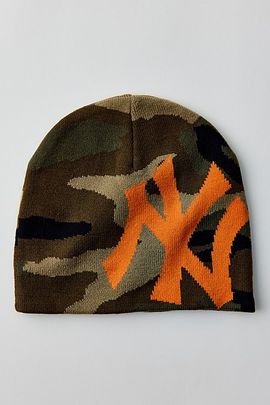 Mitchell & Ness Mitchell & Ness MLB New York Yankees Beanie in Brown, Men's at Urban Outfitters
