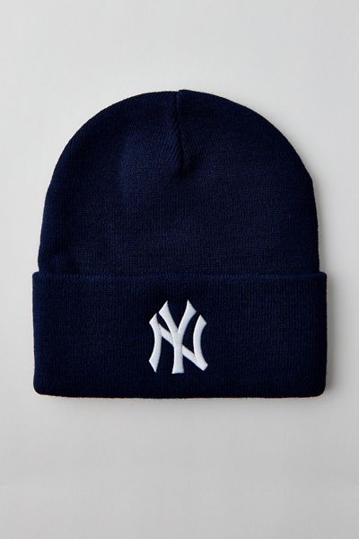 Mitchell & Ness Mitchell & Ness MLB New York Yankees Core Beanie in Navy, Men's at Urban Outfitters