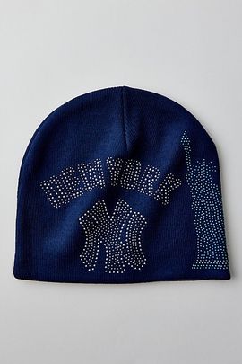 Mitchell & Ness Mitchell & Ness MLB New York Yankees Team Logo Rhinestone Stud Beanie in Navy, Men's at Urban Outfitters