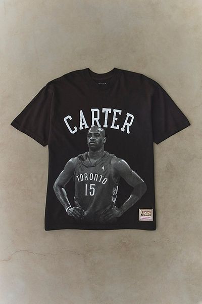 Mitchell & Ness Mitchell & Ness NBA Throwback Legends Graphic Tee in Vince Carter, Men's at Urban Outfitters
