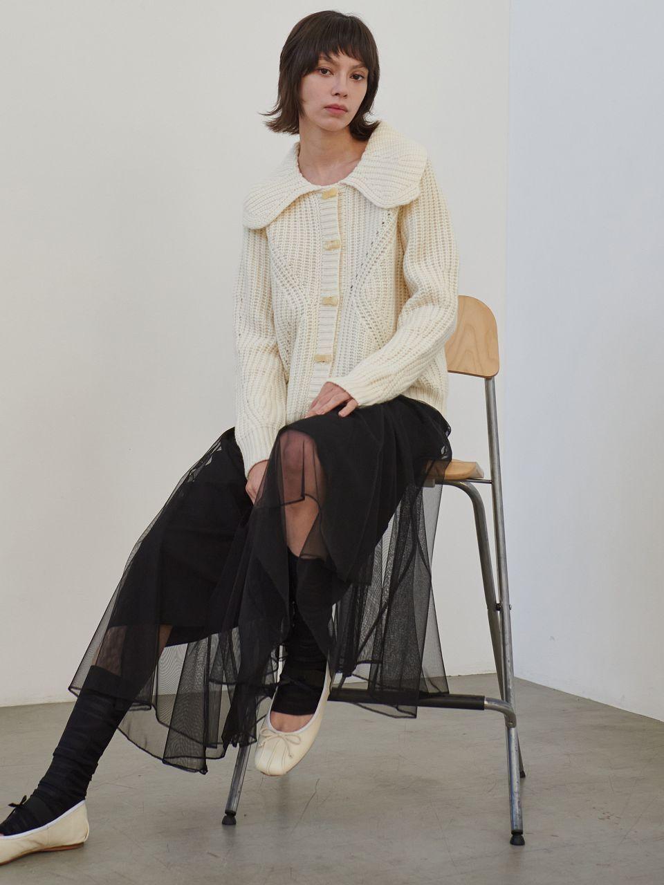 MITTE CAPE COLLAR CARDIGAN