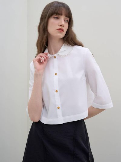 MITTE LACE COLLAR CROP BLOUSE [WHITE]