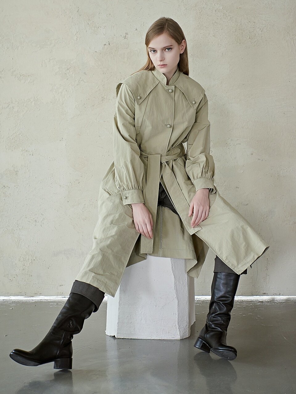 MITTE Panel Single Trench Coat_Olive