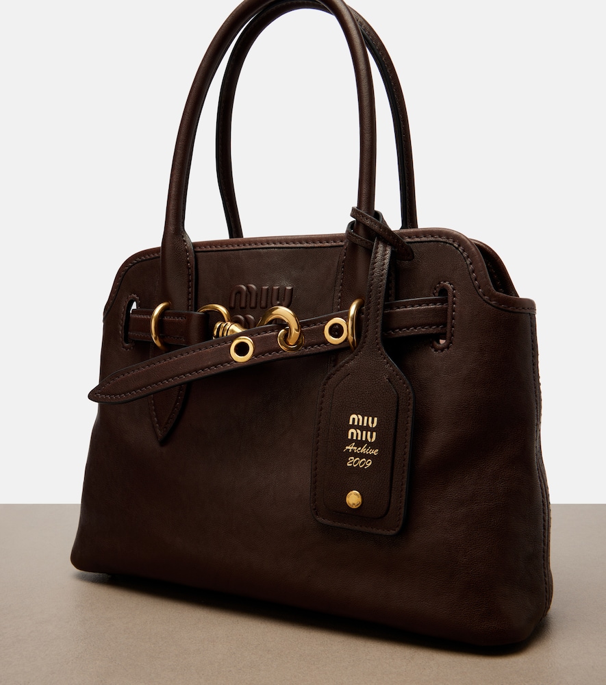 Miu Miu - Aventure leather shoulder bag