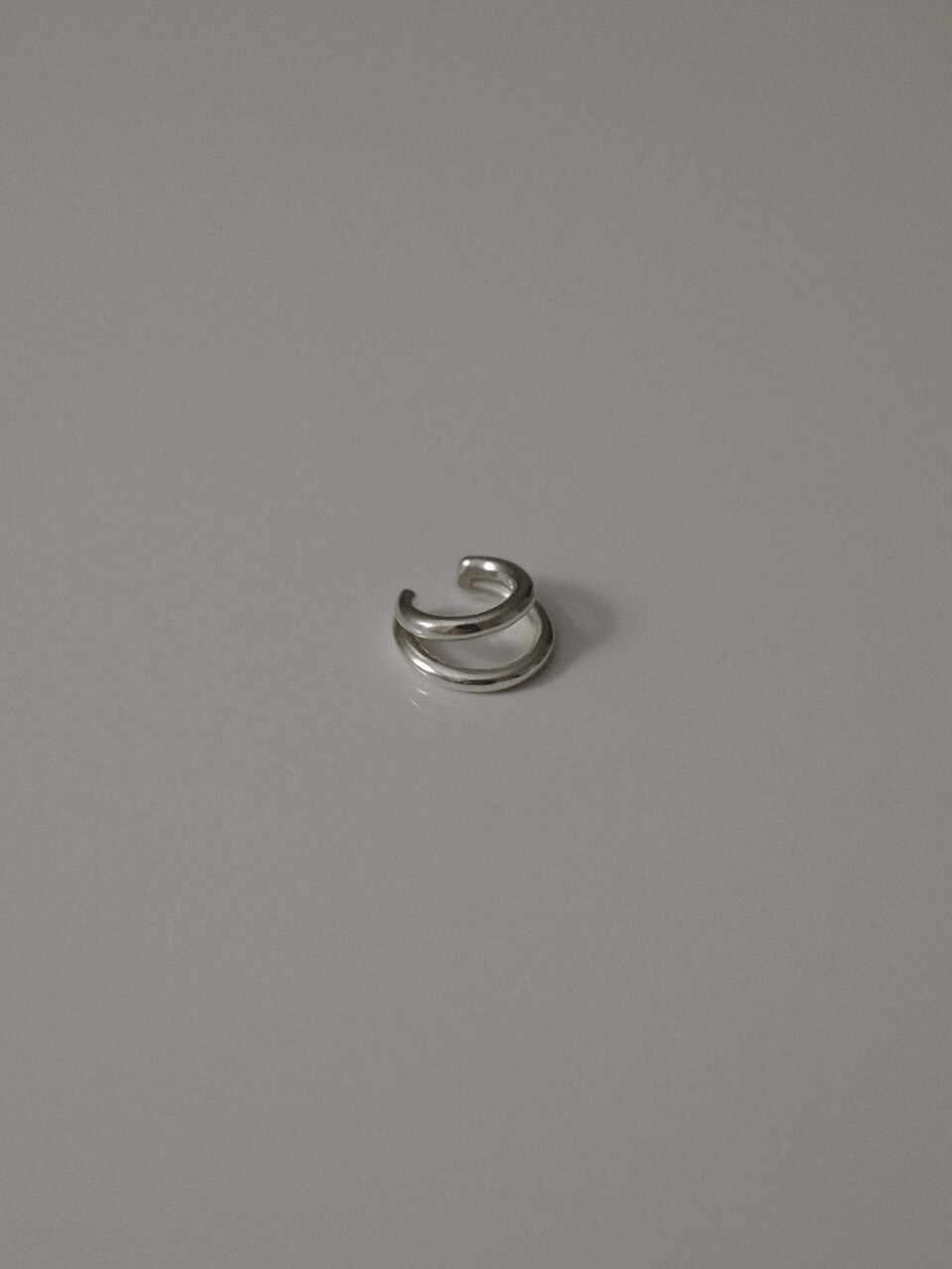 mnemo Double Hoop Earcuff