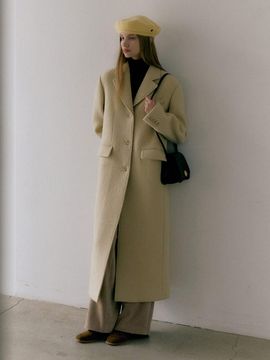 MOAT 3 BUTTON FUR SINGLE COAT (beige)