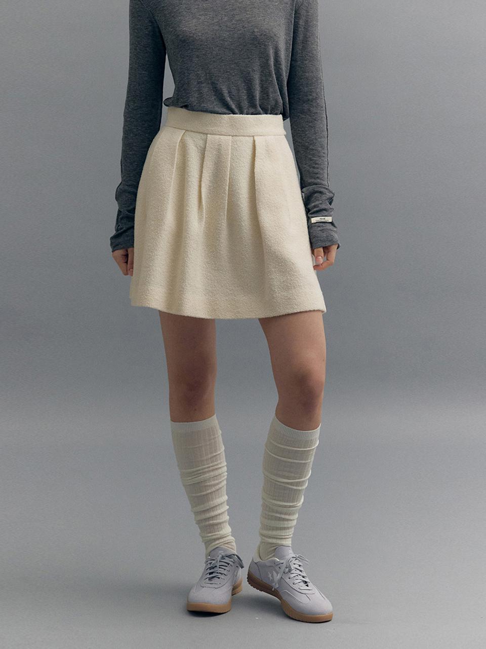 MOAT BOUCLE PLEATED MINI SKIRT