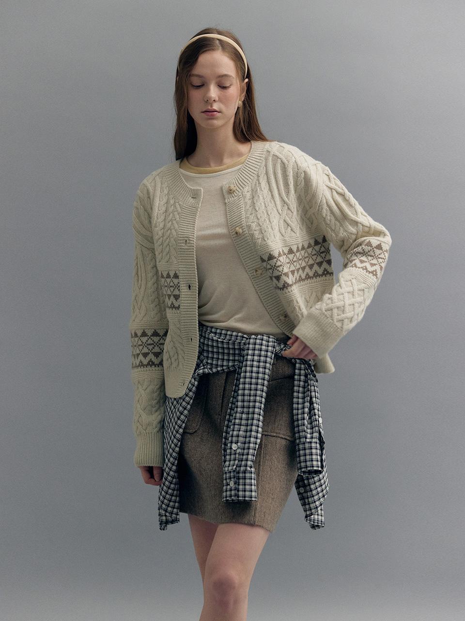 MOAT JACQUARD CABLE CARDIGAN