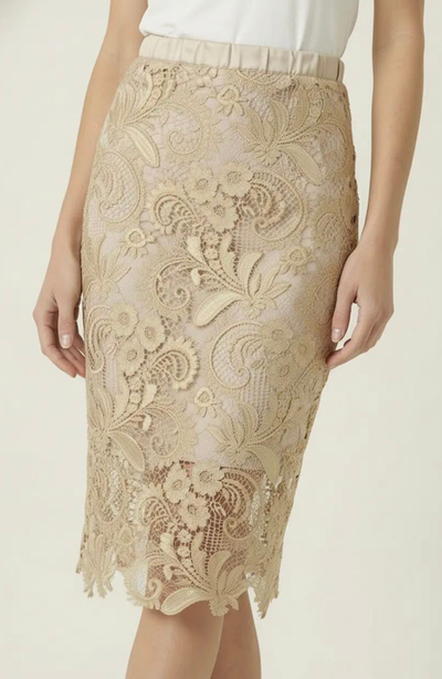 Modenaire Modenaire Floral Pattern Scalloped Hem Lace Skirt