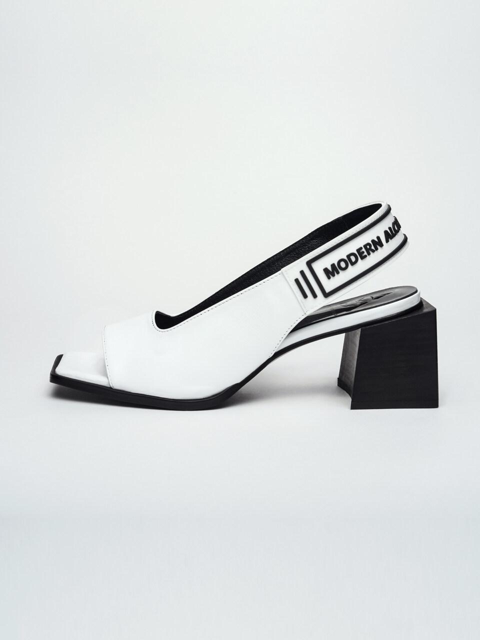 MODERN ALCHEMIST Project2. Sneakers Slingbag White