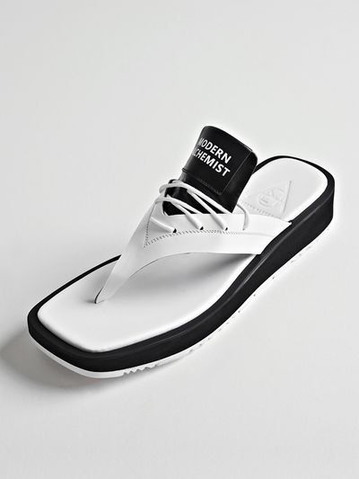 MODERN ALCHEMIST PROJECT 3. RE- 3RD FLIPFLOP - WHITE BLACK