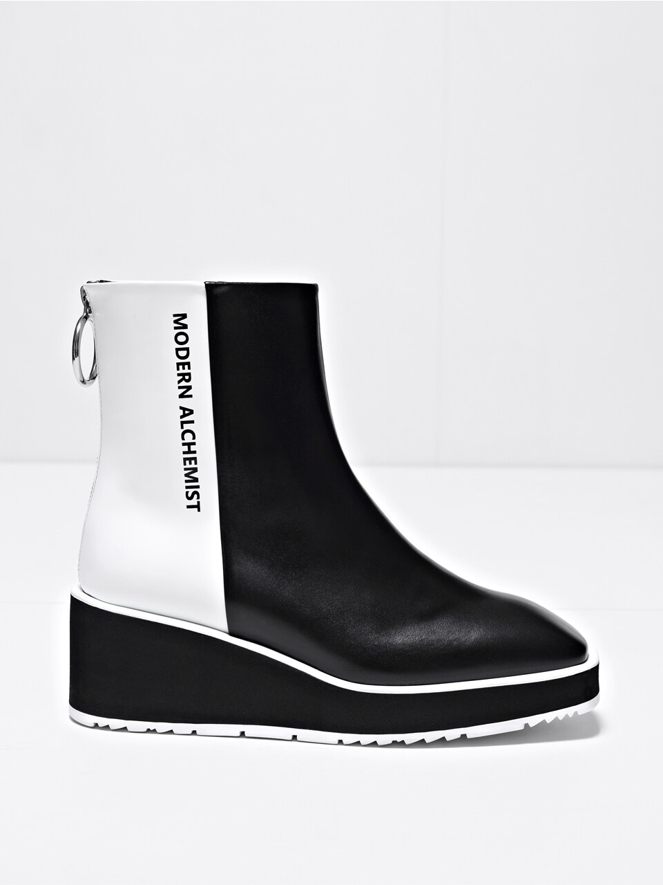 MODERN ALCHEMIST Project 3 Re-Tro Logo Boots - Black / White