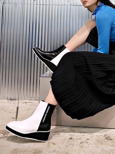 MODERN ALCHEMIST Project 3 Re-Tro Logo Boots - White / Black