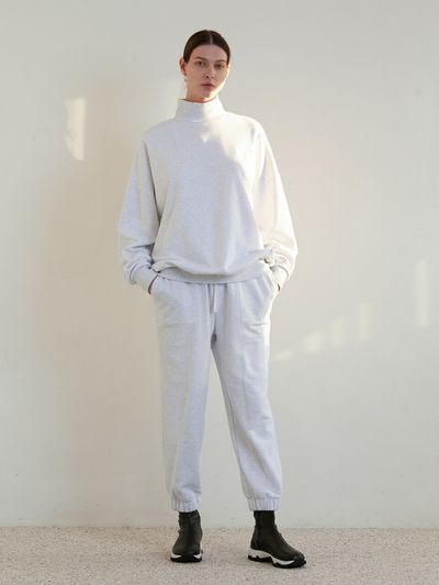 MODERNABLE Logo Jogger Pants (White)
