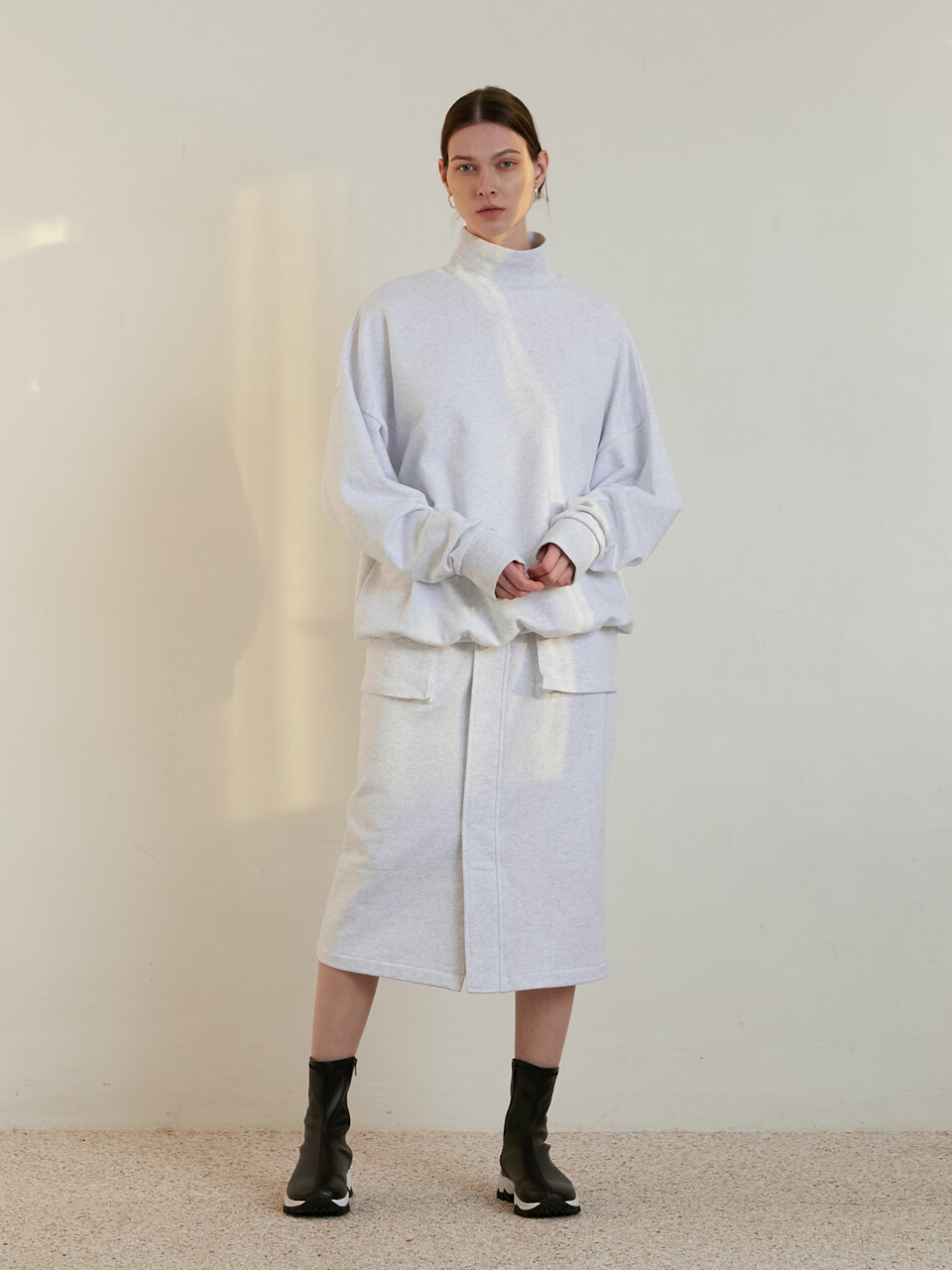 MODERNABLE Logo Pocket Skirt (White)