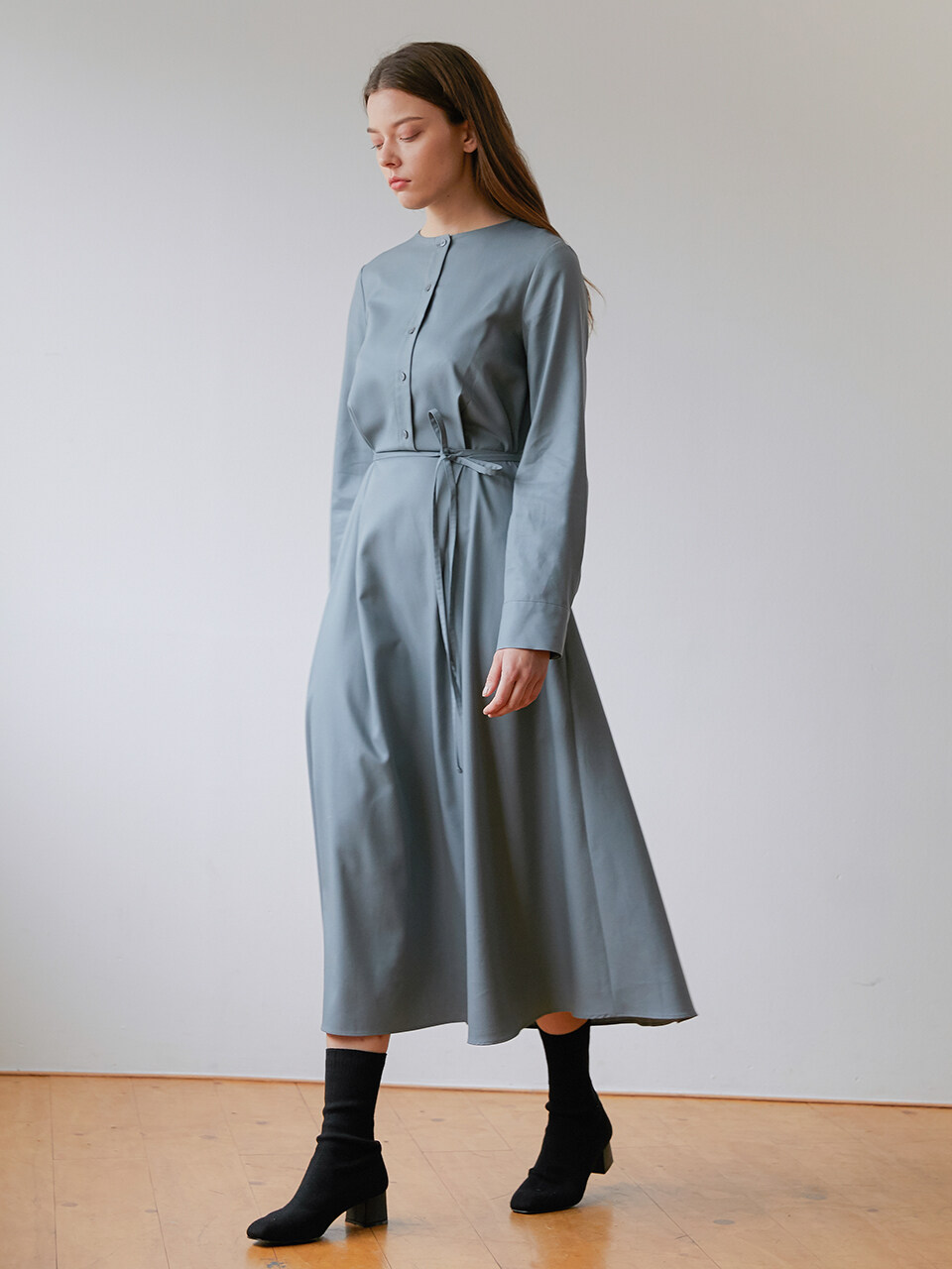 MODERNABLE Melia Maxi Dress (Gray)