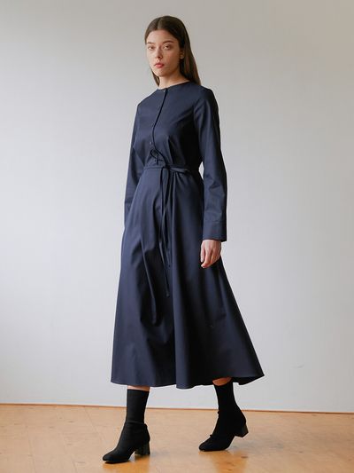 MODERNABLE Melia Maxi Dress (Navy)