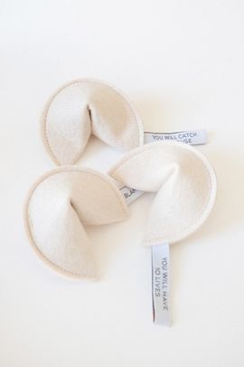 MODERNBEAST MODERNBEAST Fortune Cookie Catnip Toy