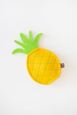 MODERNBEAST MODERNBEAST Pineapple Catnip Toy