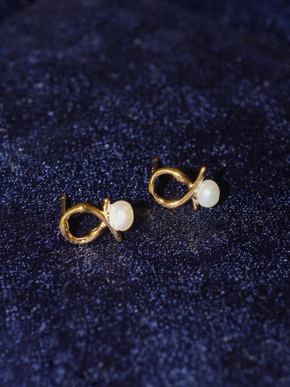 modernlike 14k Gold-filled Silver Cast Line Freshwater Pearl Earrings