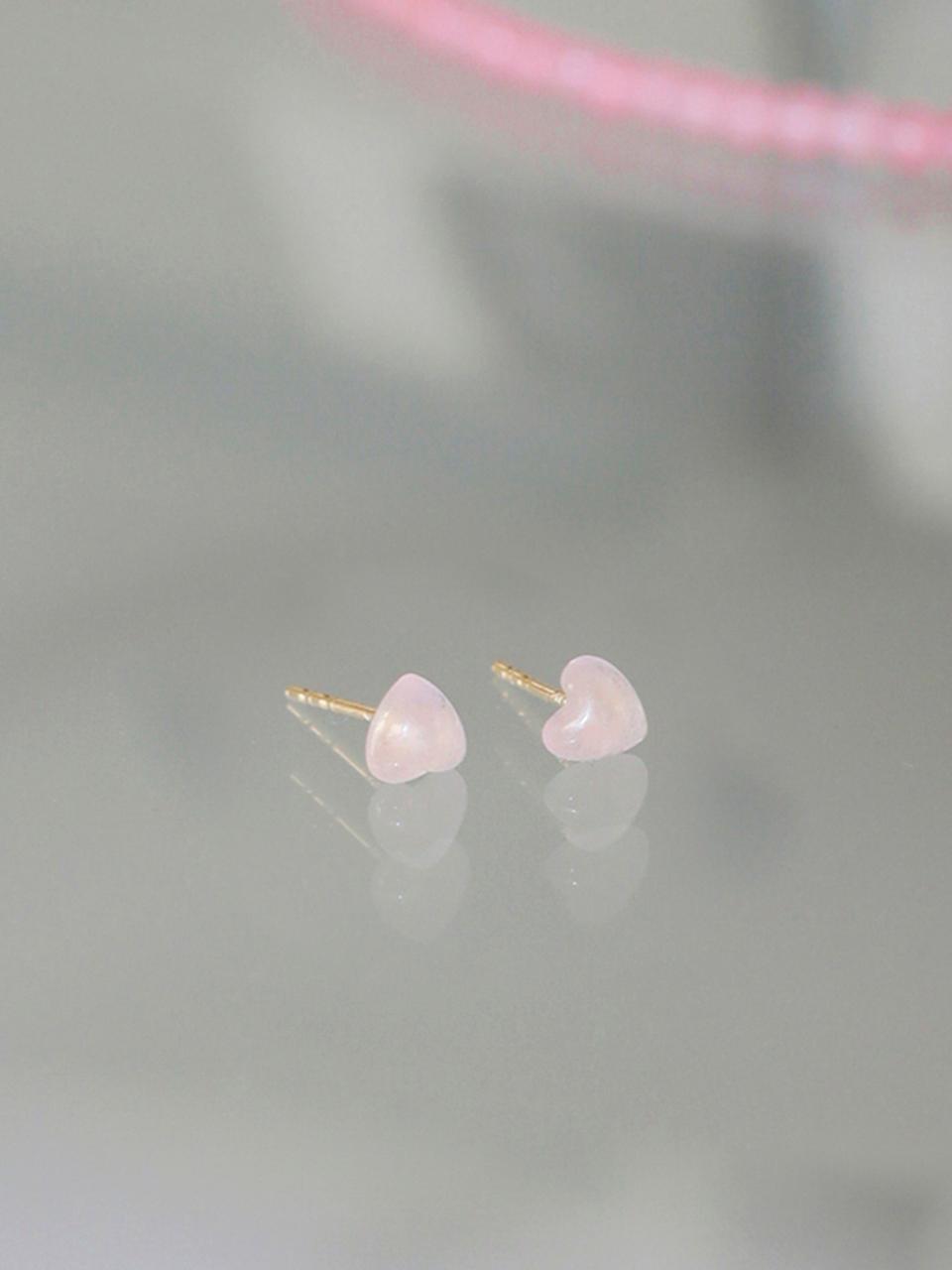 modernlike 14k gold pink quartz crystal heart earrings