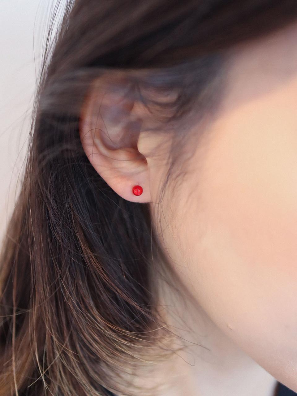 modernlike 14K Gold Red Pearl Earrings