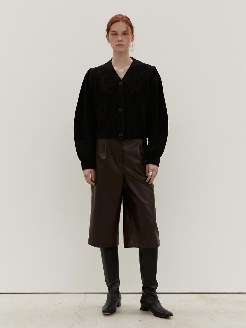 MOHAN Eco Leather Wide Fit Bermuda Pants [Brown]
