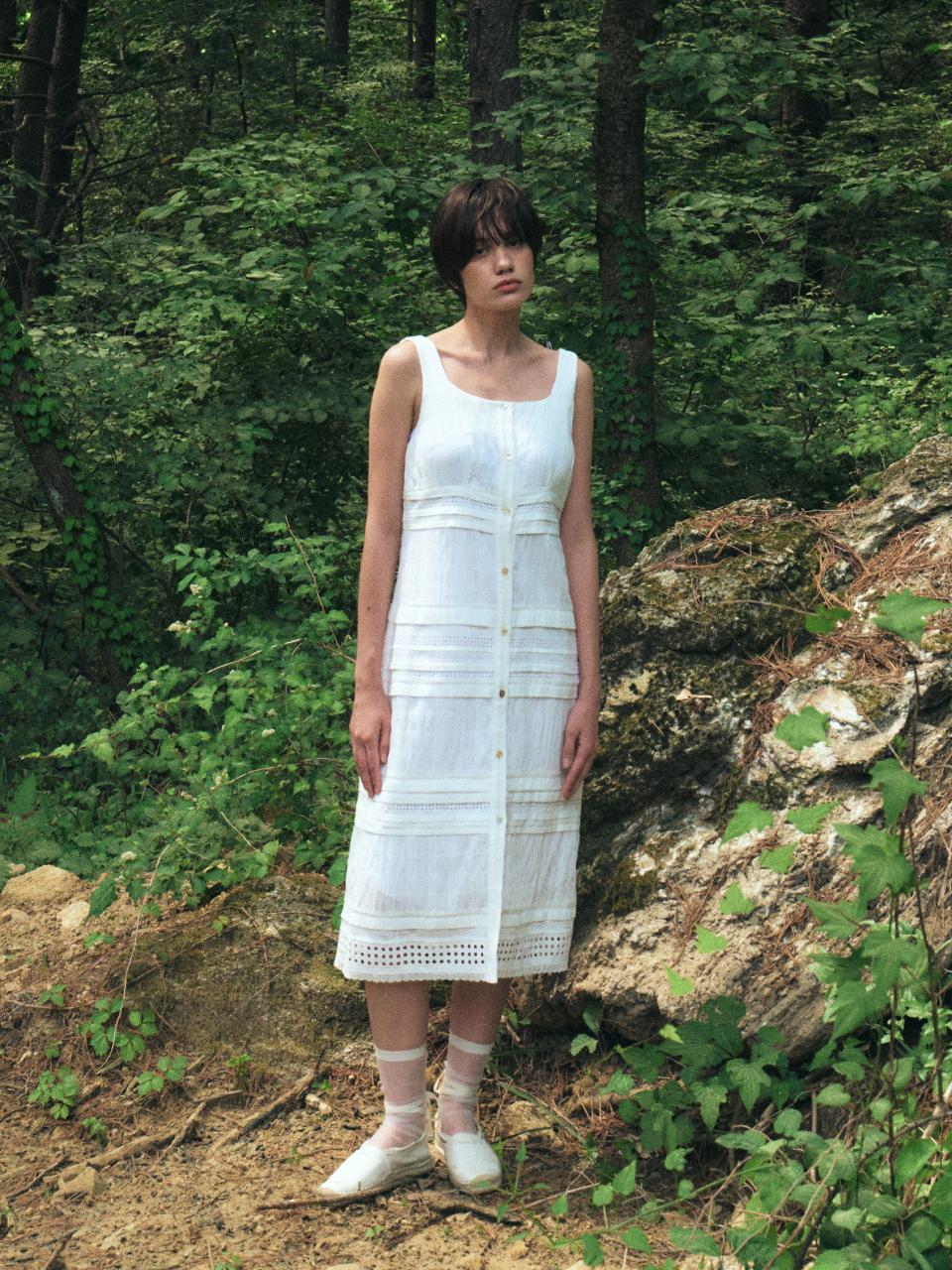 MOHAN Lace Sleeveless Button-Front Cotton Dress