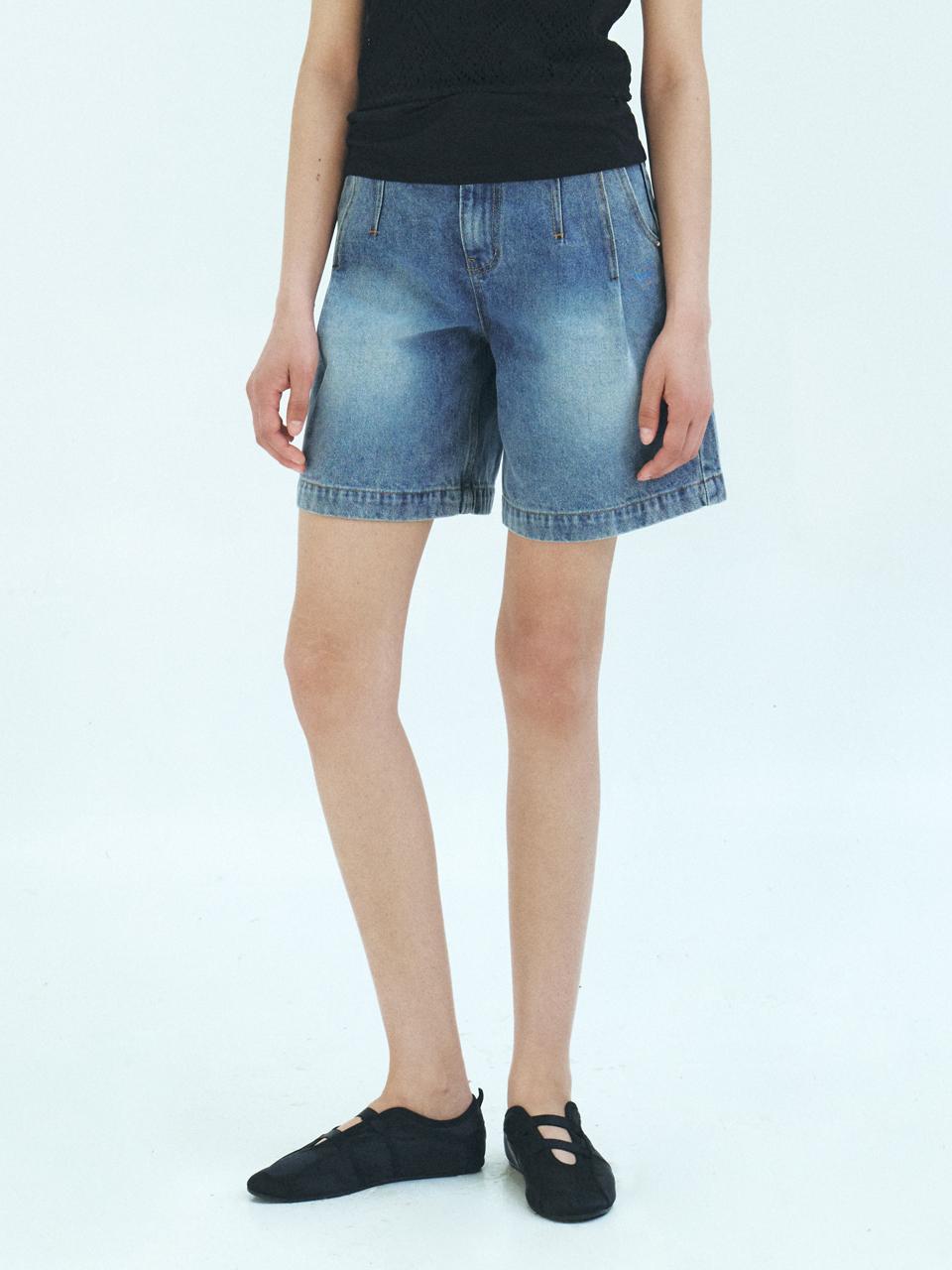MOHAN One Tuck A-line Cotton Denim Pants [Blue, Light Grey]