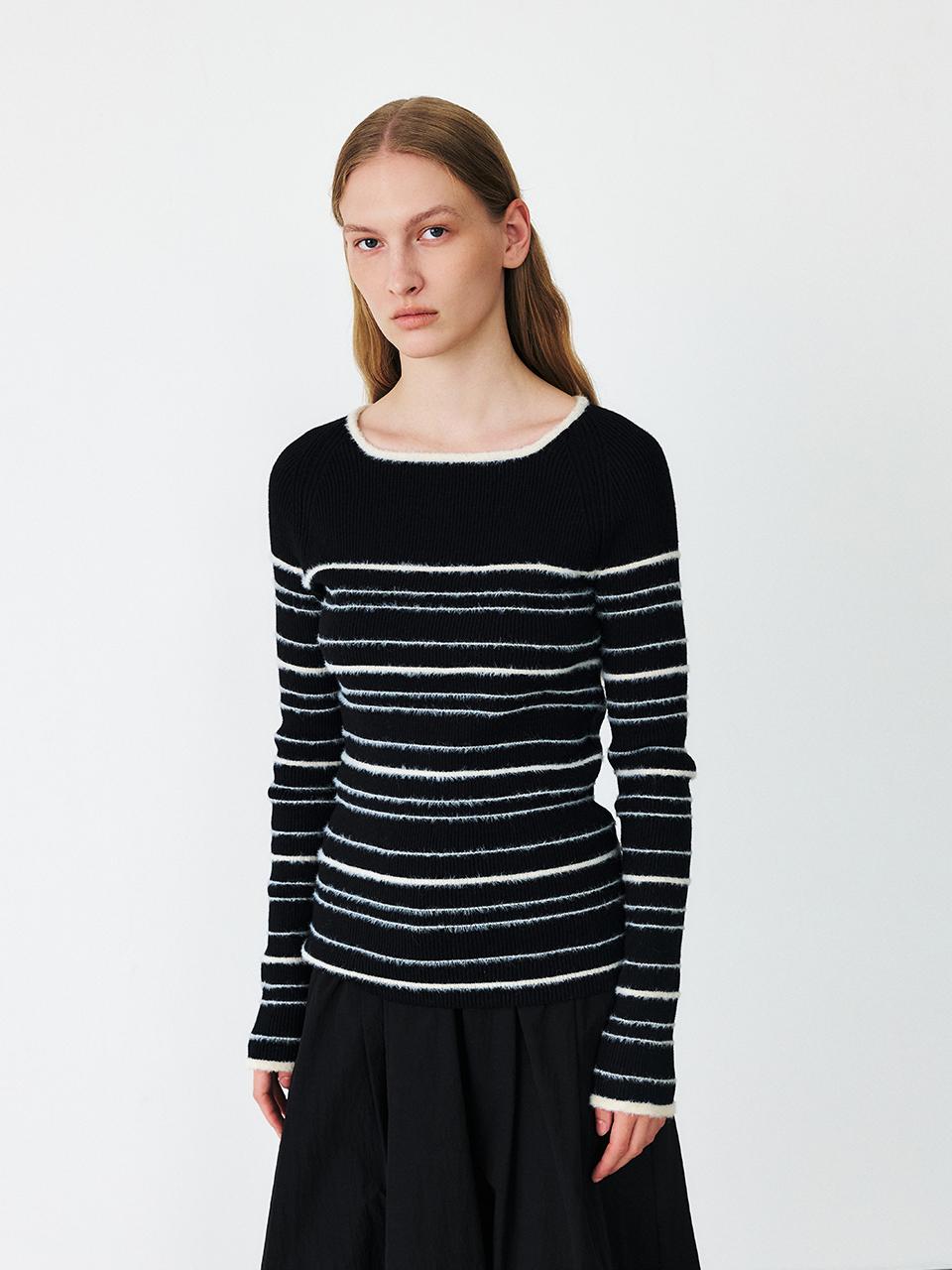 MOHAN TFF FLUFFY STRIPE KNIT SWEATER