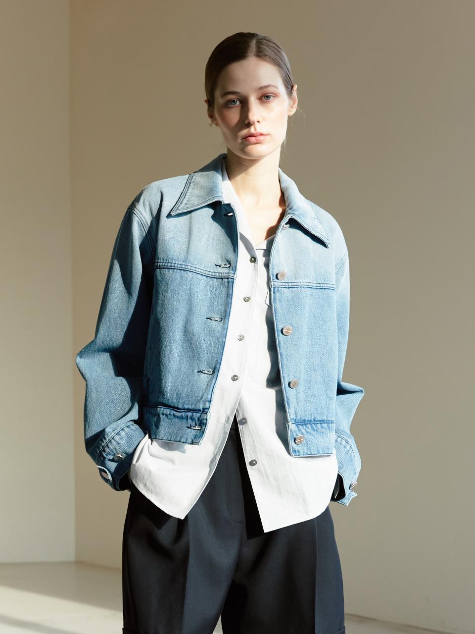 MOHAN Wide Sleeve Minimalist Denim Jacket [Mid Blue]