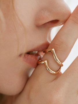 MOI studio Cubic Heart Ring