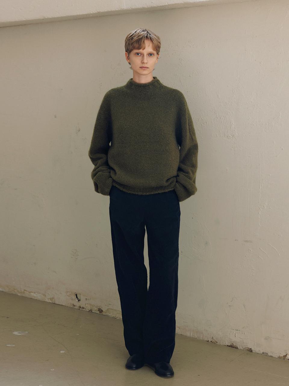 MOIA mock neck pullover (forest)