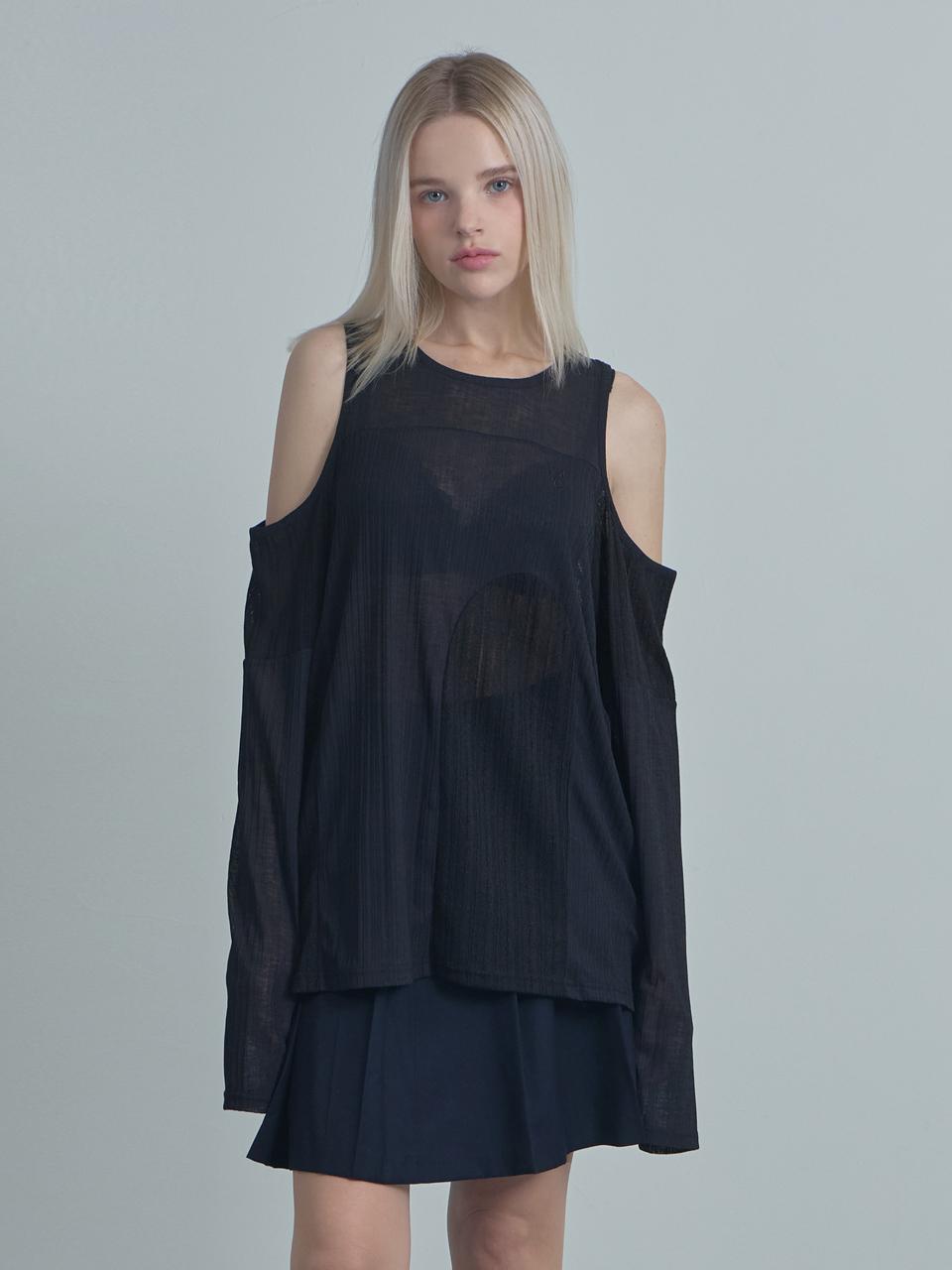 moire moa off-shoulder loose T-shirt-Black