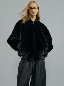 molliolli PIO overfit zip up fur jumper [black]