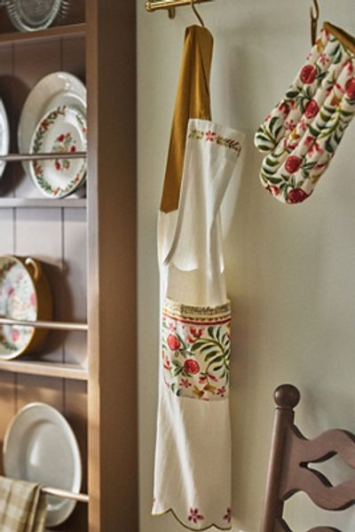 Molly Yeh Apron