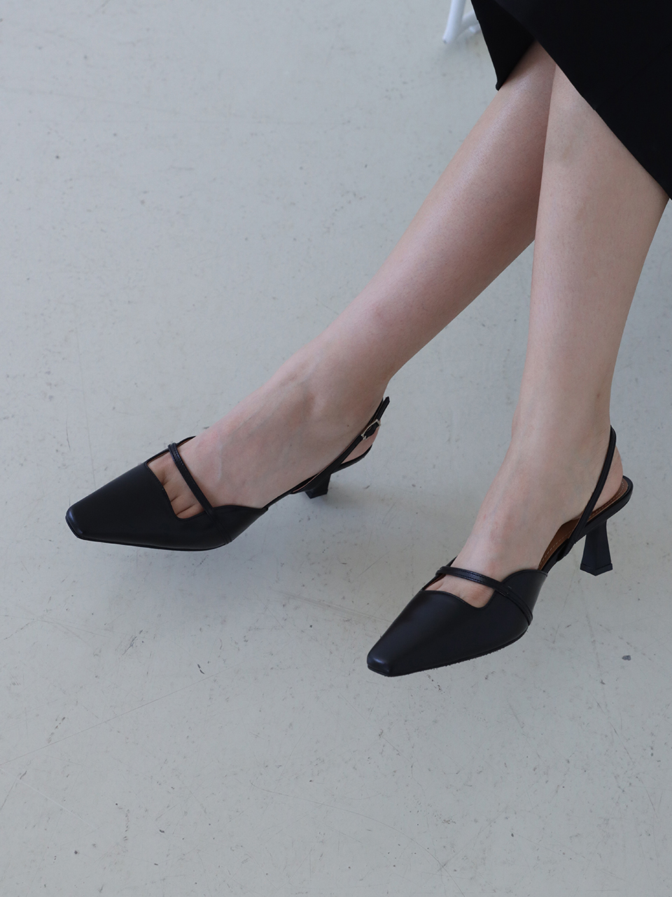 MOL:pin Be Slingback Shoes_Black
